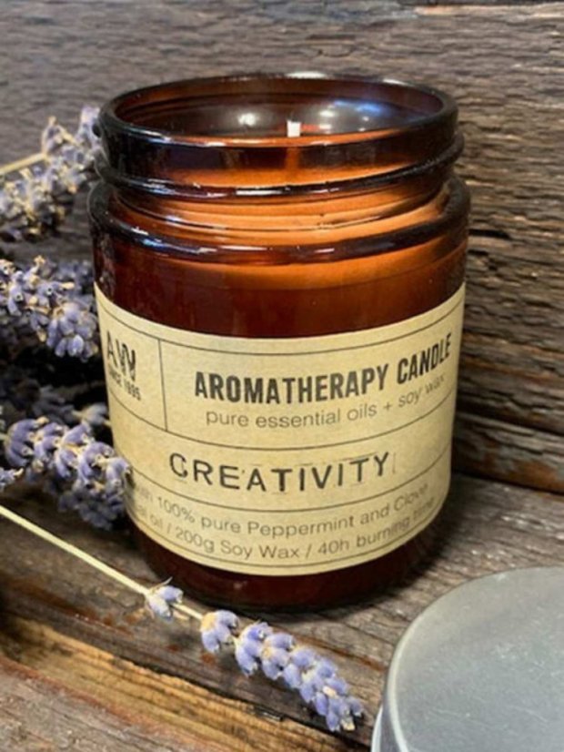 Aromaterapeutická sójová sviečka - Kreativita (mäta a klinček)